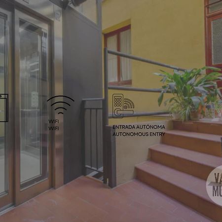 Petite E Chic Loft Para 3 En El Corazon De Madryt Zewnętrze zdjęcie