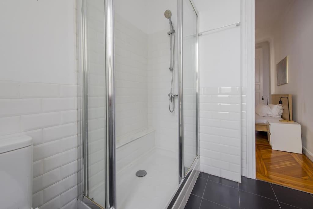 Petite E Chic Loft Para 3 En El Corazon De Madryt Zewnętrze zdjęcie