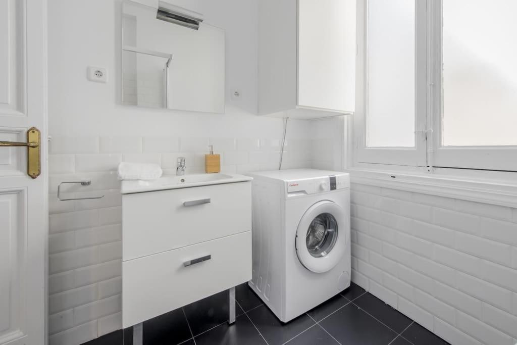 Petite E Chic Loft Para 3 En El Corazon De Madryt Zewnętrze zdjęcie